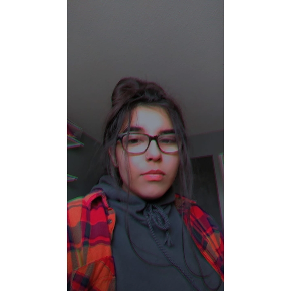 Meet your Posher, Chelsea - Picture 1 of 1